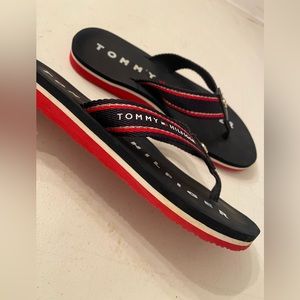 TOMMY HILFIGER Flip flops